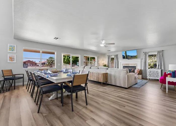 Resort-style 5br Free Pool Heat Putting *