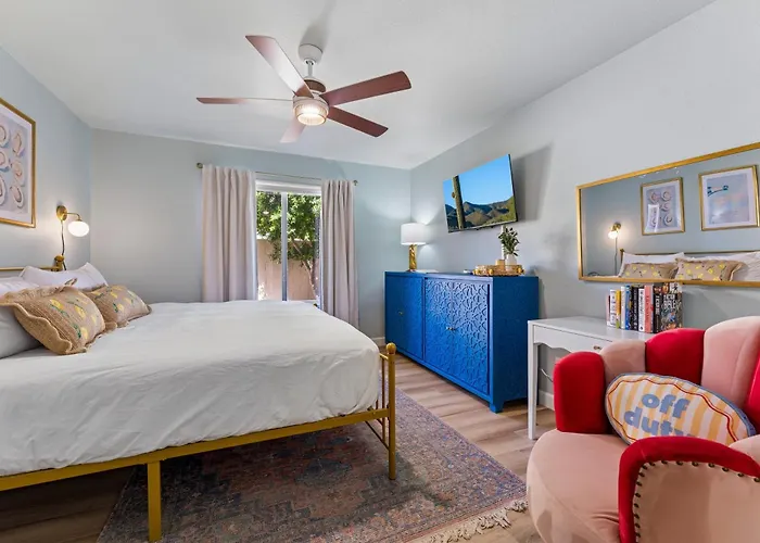Resort-style 5br Free Pool Heat Putting Dom wakacyjny Glendale