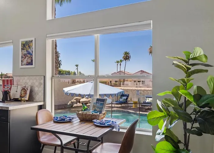Dom wakacyjny Resort-style 5br Free Pool Heat Putting